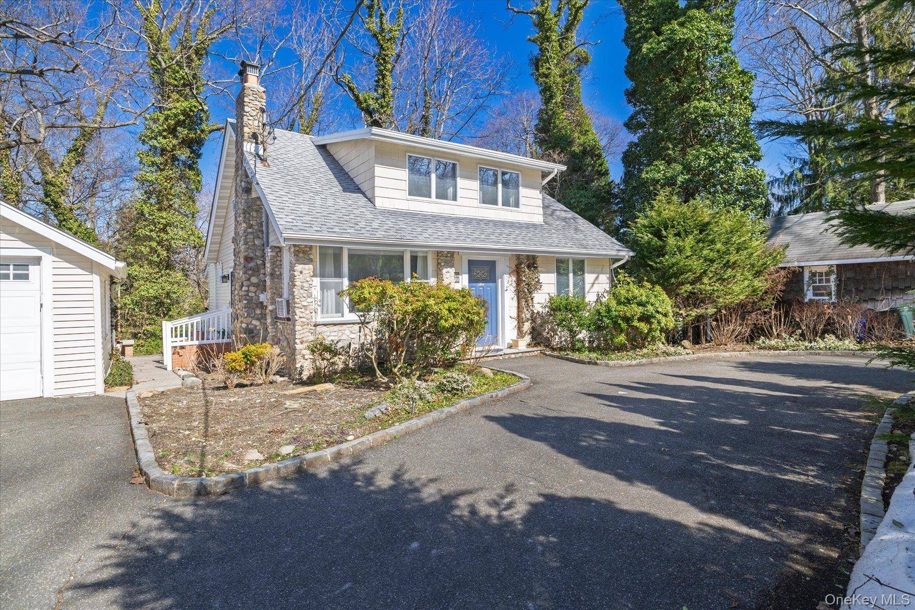 47 Elwood RD, Northport, NY 11768