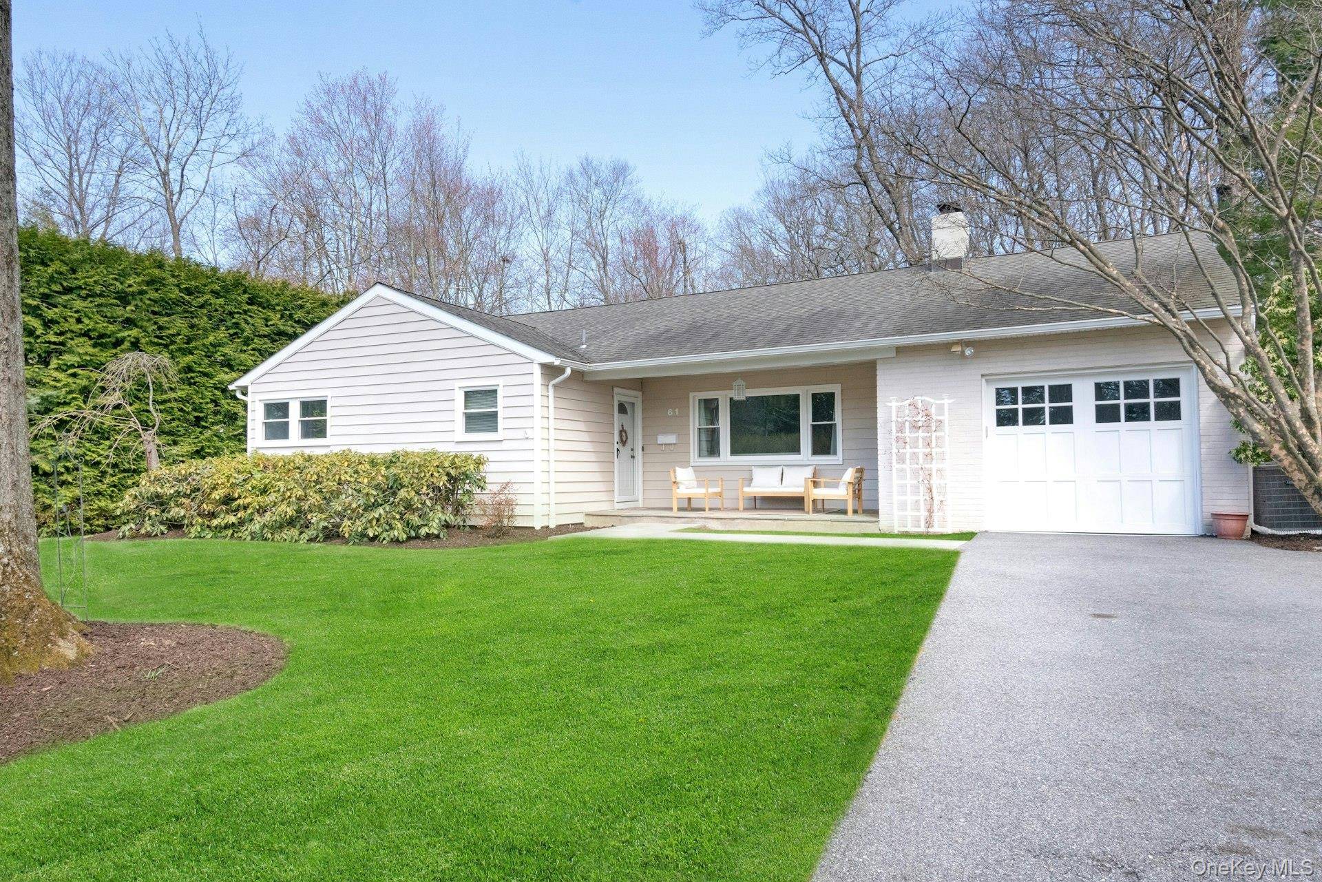 61 Schrade RD, Briarcliff Manor, NY 10510