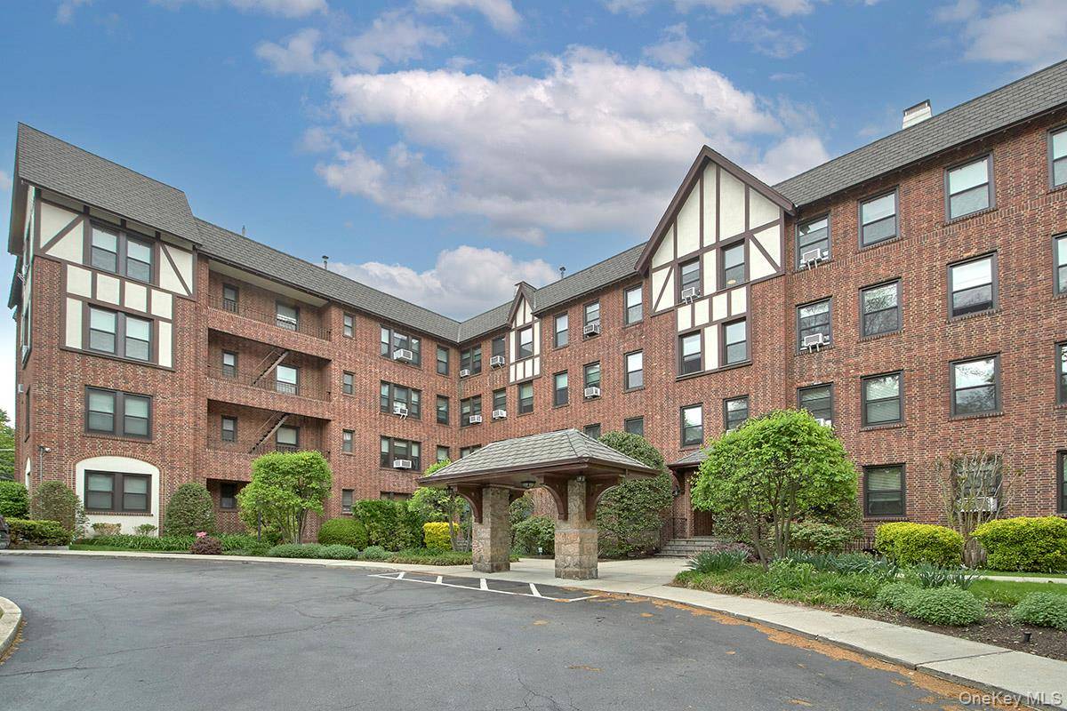 246 Bronxville RD #I3, Bronxville, NY 10708
