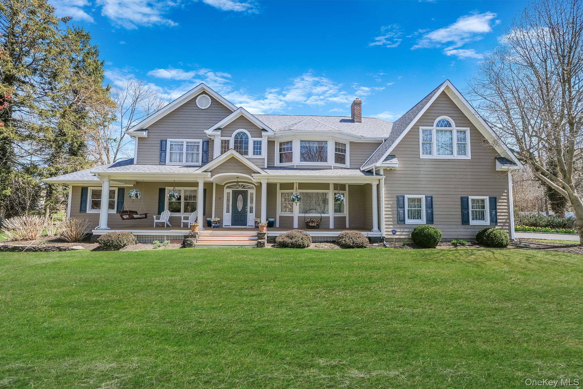 15 Maple RD, Setauket, NY 11733