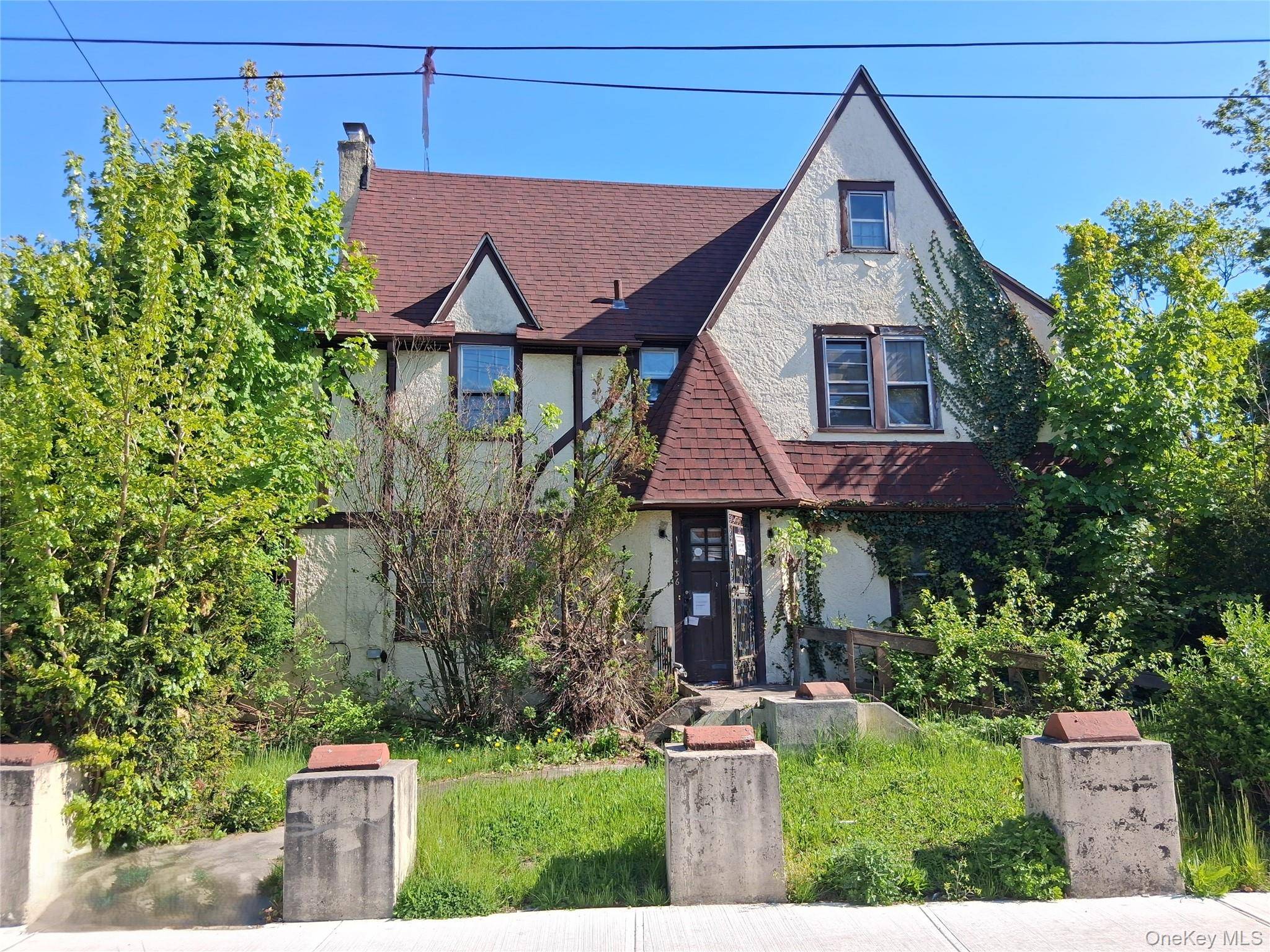 114-36 176th ST, Addisleigh Park, NY 11434