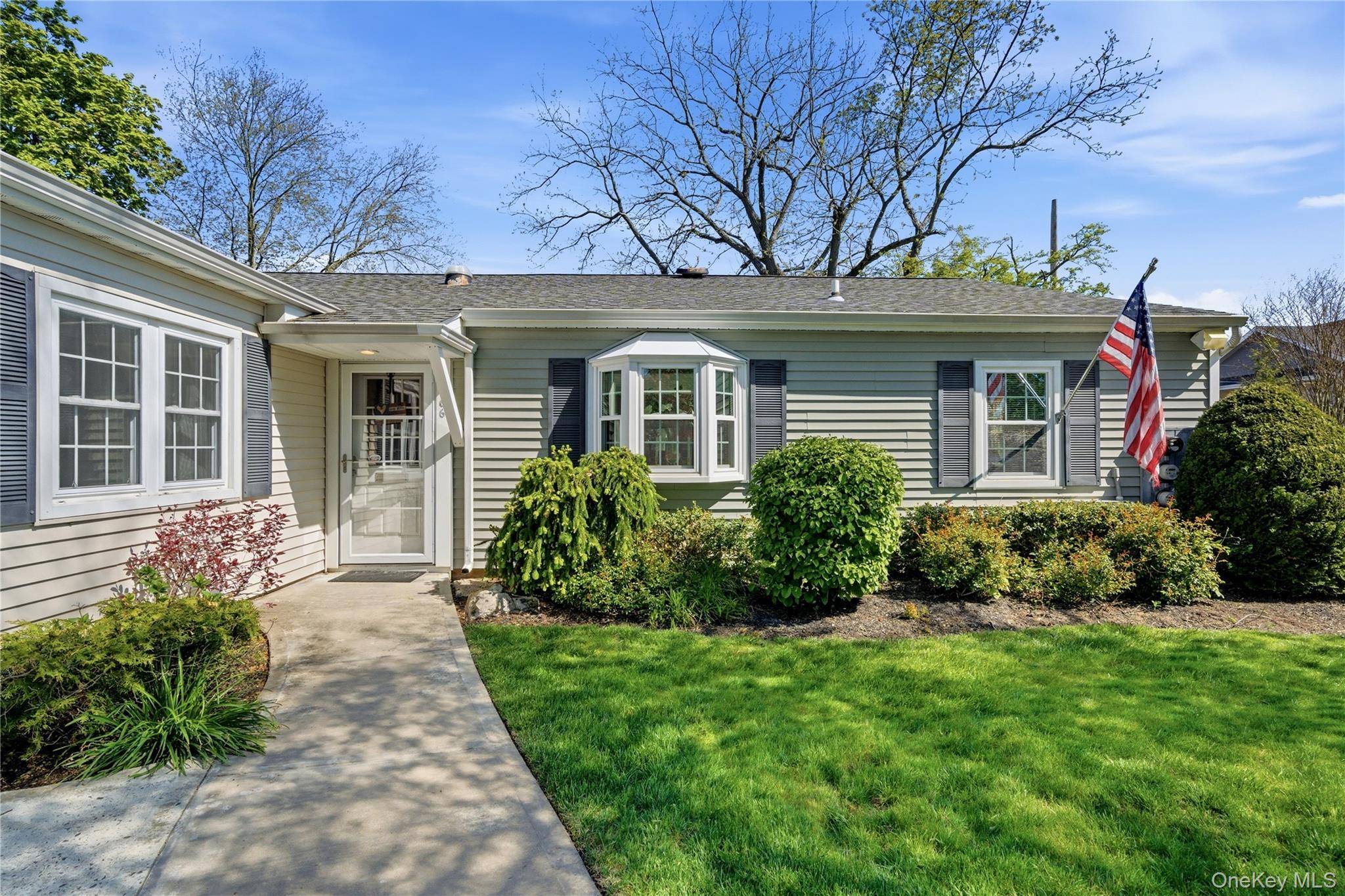 66 Harbor, Amityville, NY 11701