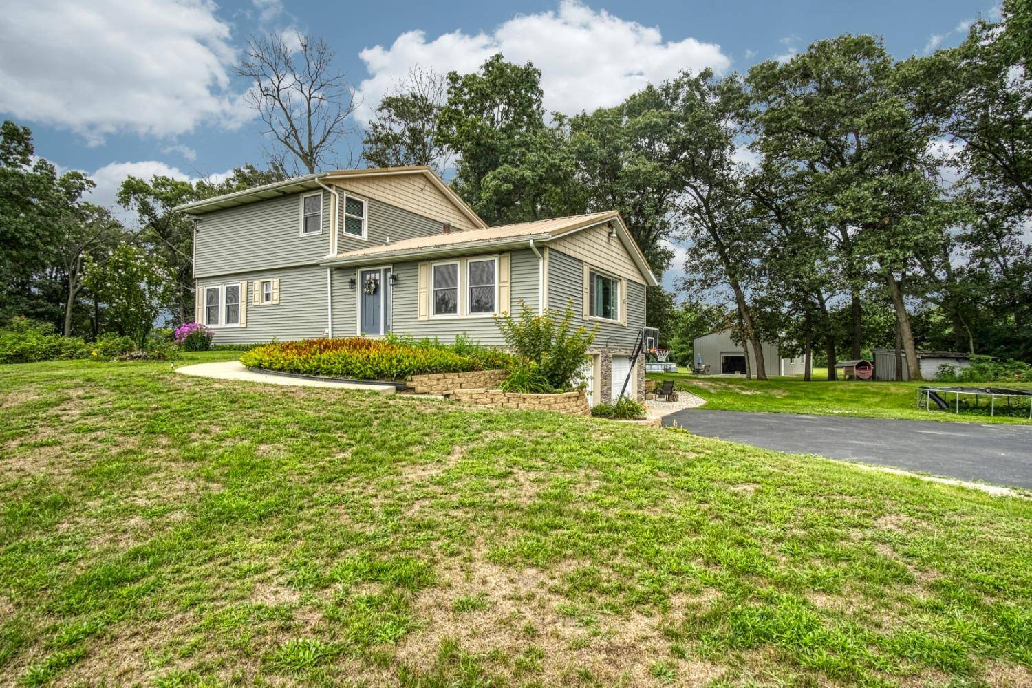 5073 E 900 N, Fair Oaks, IN
