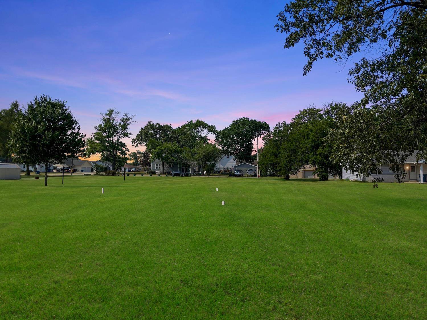 212 8th SE Street, Demotte, IN 46310