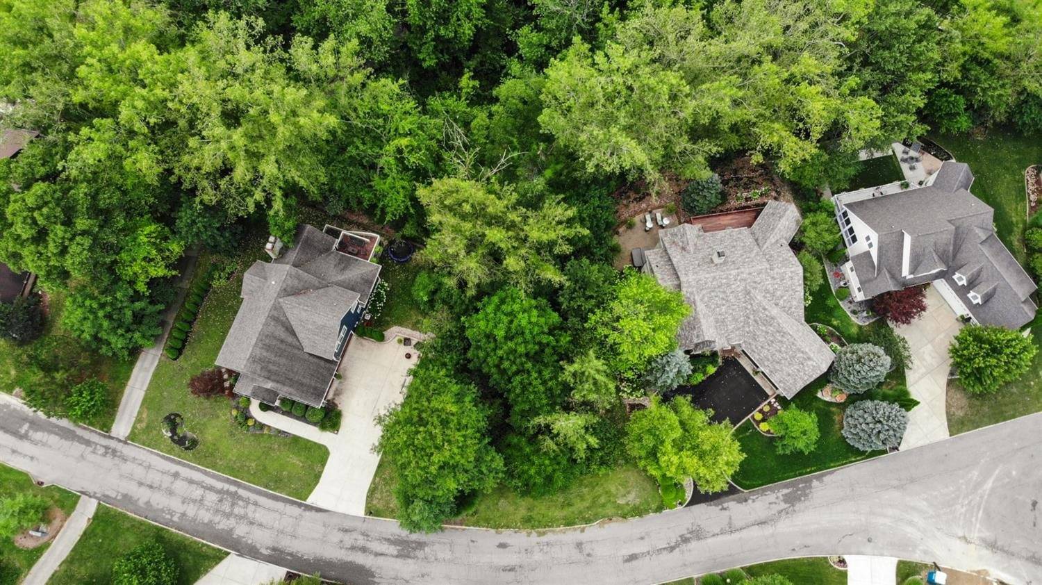 68 Braemar DR, Valparaiso, IN 46385