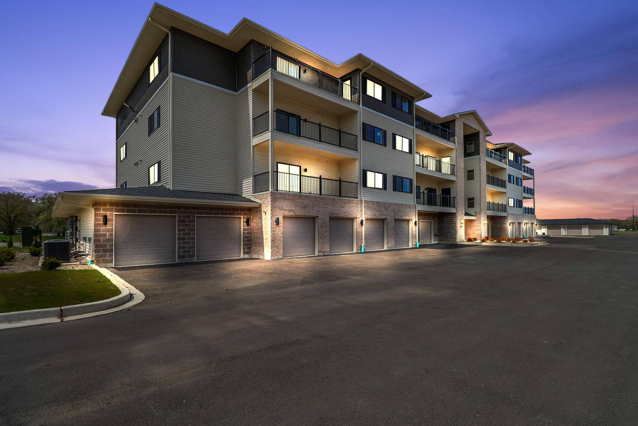 2034 W 75th PL #42, Merrillville, IN 46410