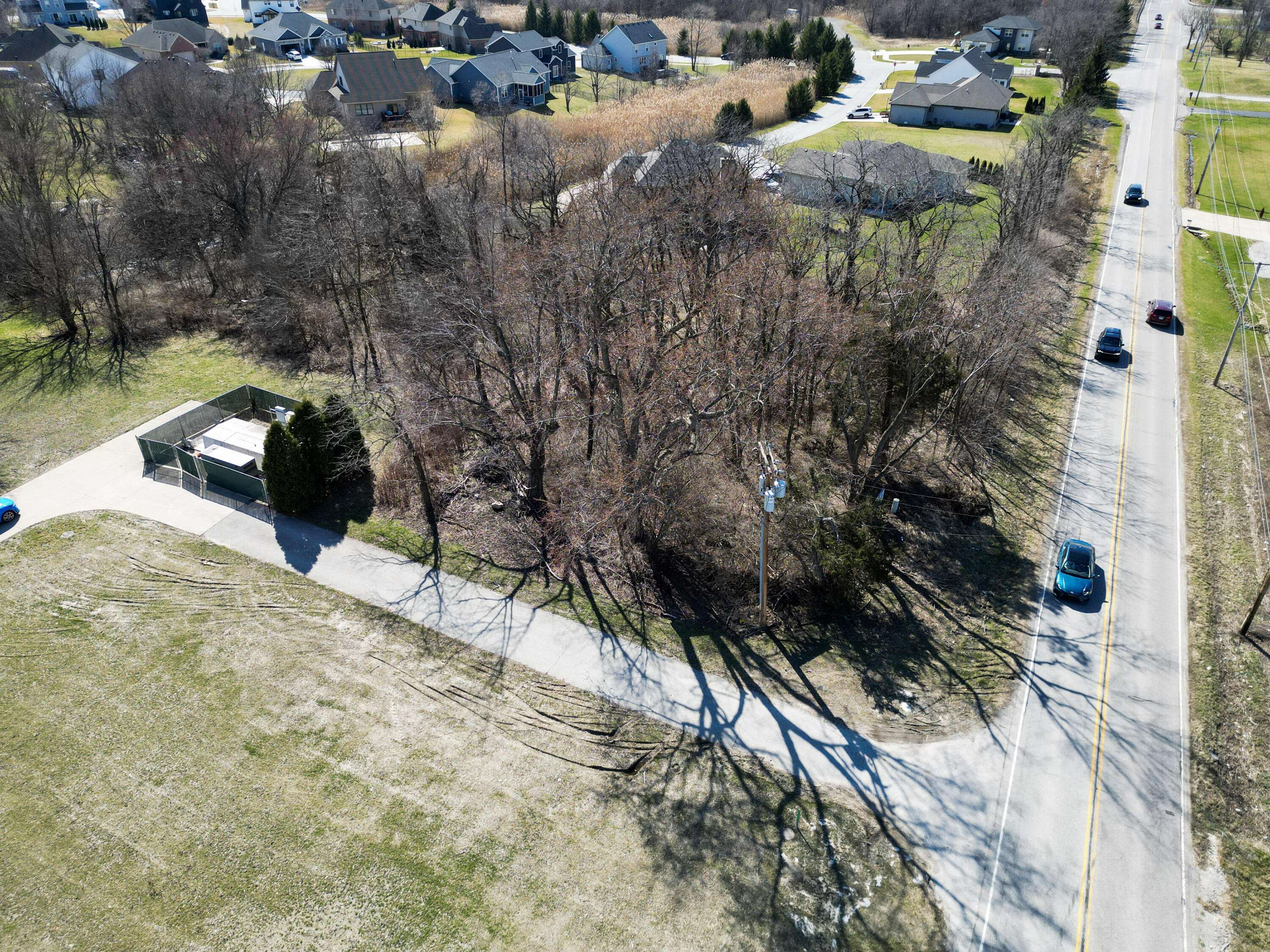 6889 E 109th Avenue, Crown Point, IN 46307