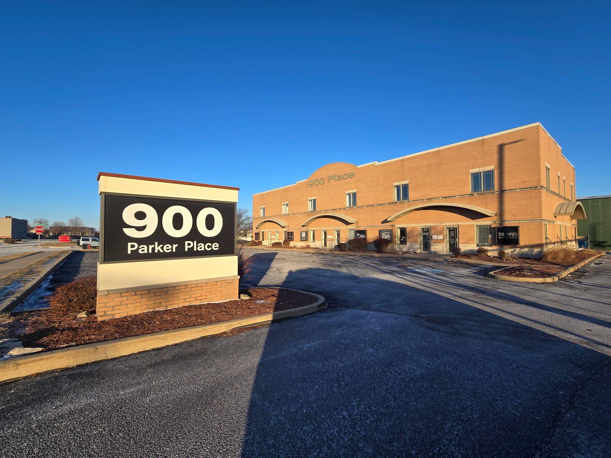900 Parker PL #D, Schererville, IN 46375