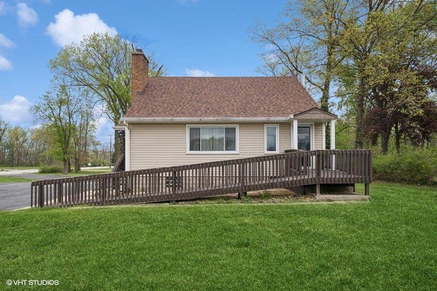 6382 Central AVE, Portage, IN 46368