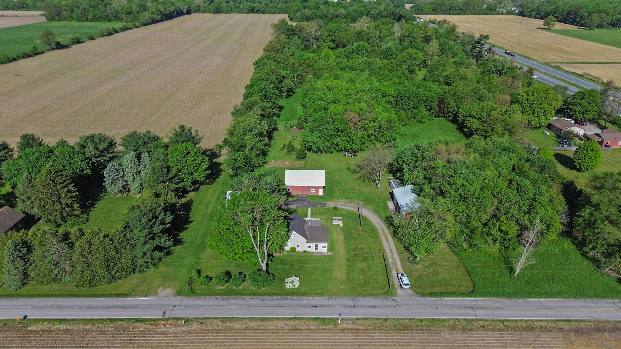 56611 Tulip Road, New Carlisle, IN 46552