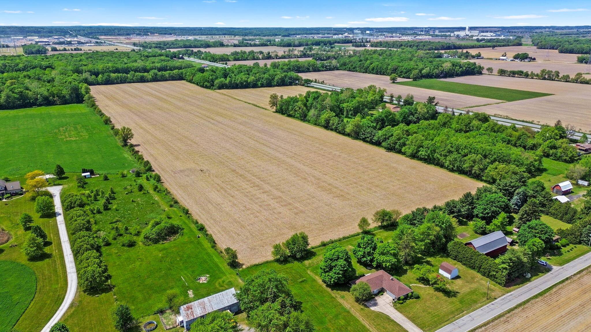 56659 Tulip RD, New Carlisle, IN 46552