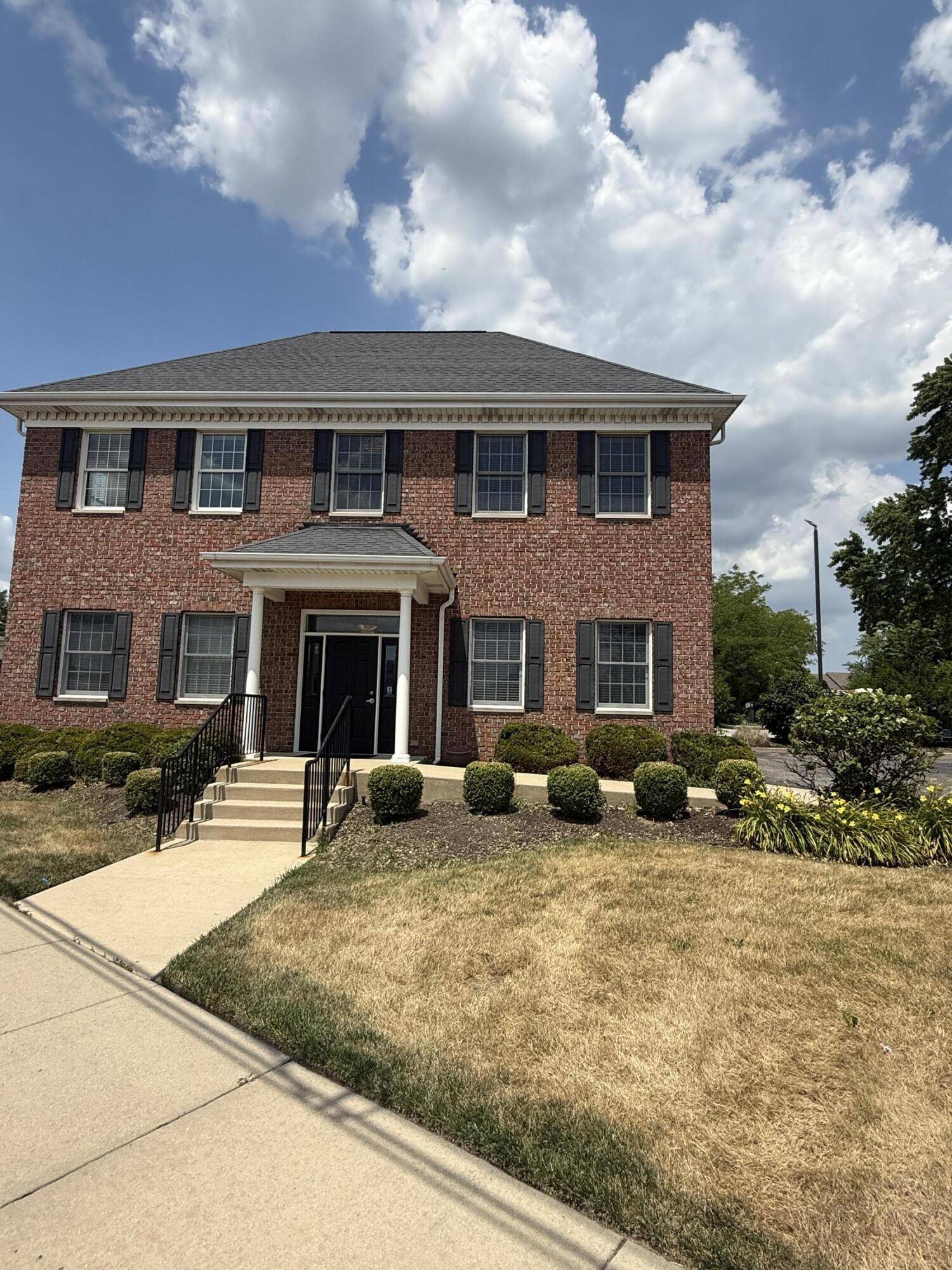 9421 Joliet ST, St. John, IN 46373