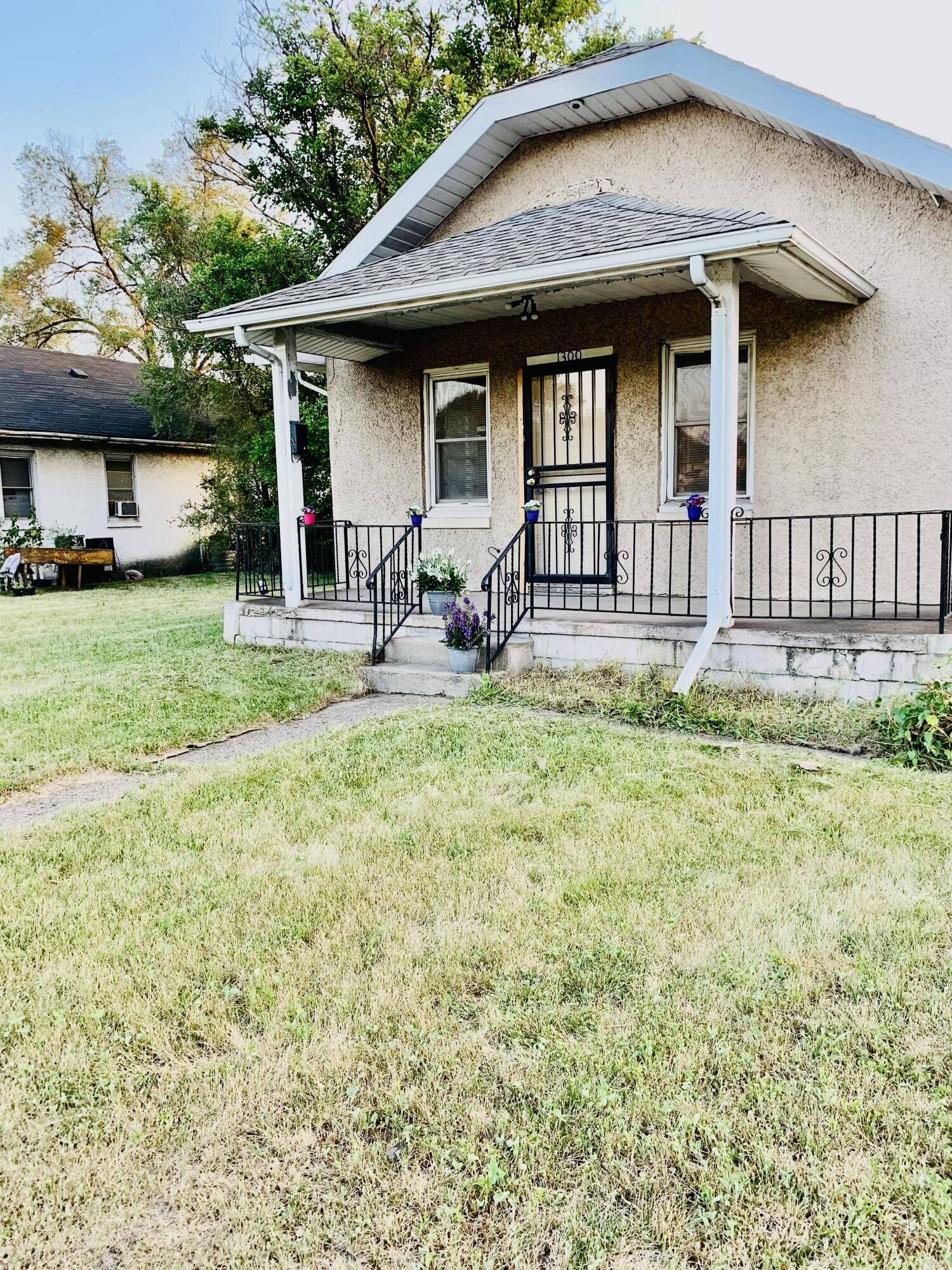 1300 Carolina ST, Gary, IN 46407