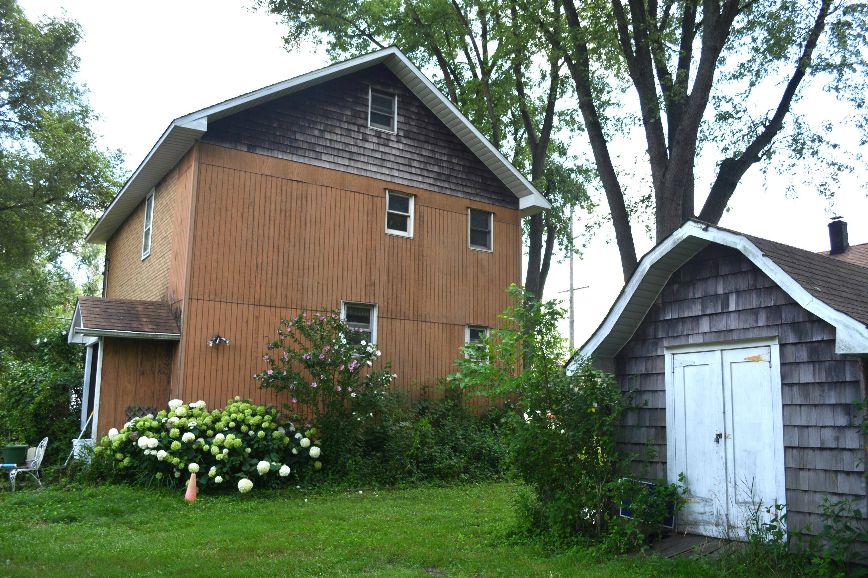10010 Kennedy AVE, Highland, IN 46322
