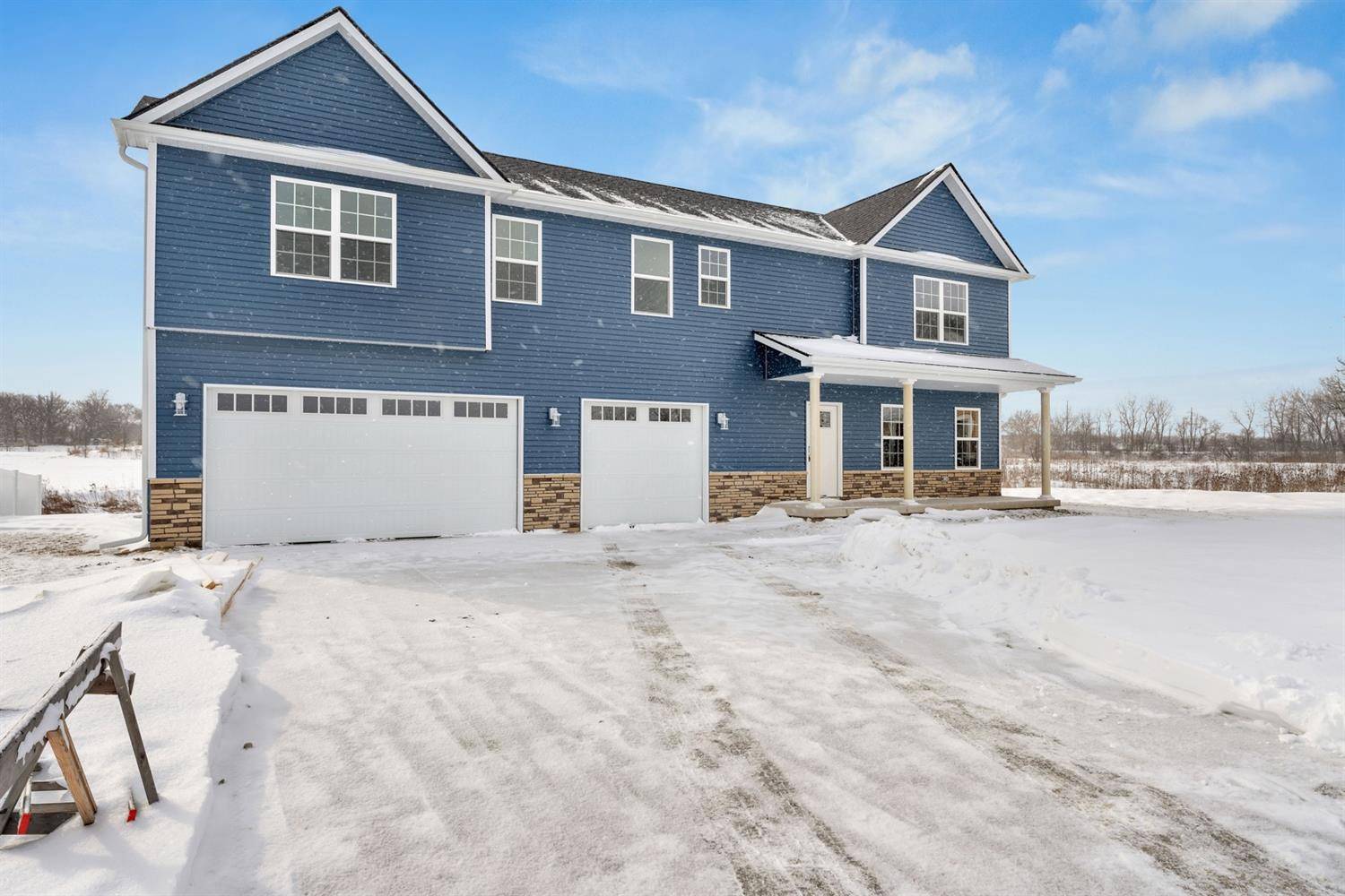 5006 Finch DR, Schererville, IN 46375