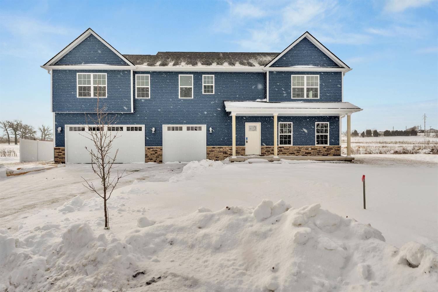 5006 Finch DR, Schererville, IN 46375