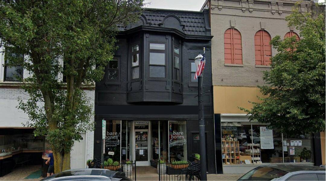 518 Lincolnway, La Porte, IN 46350