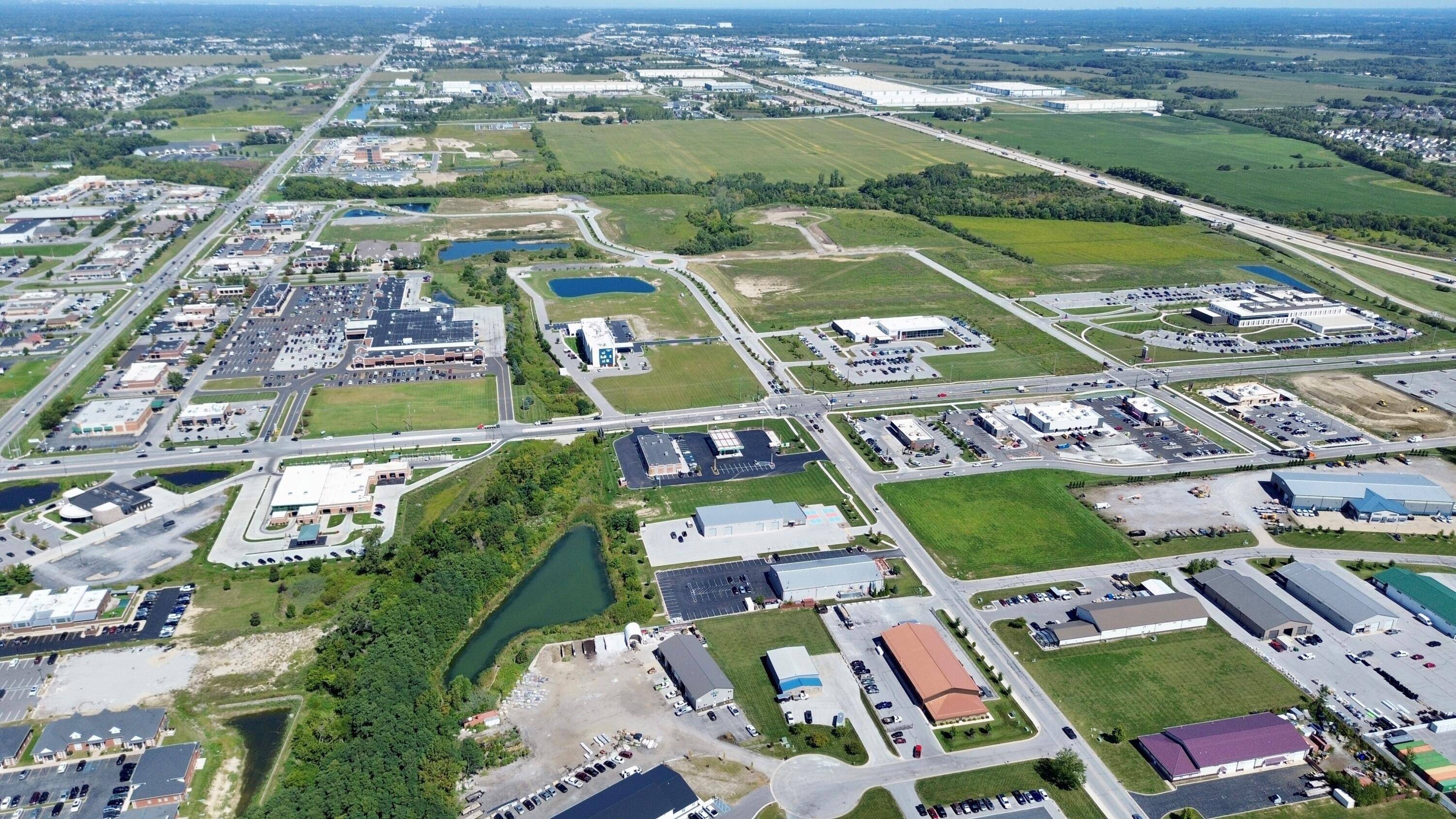 10935-11005 Delaware Pkwy, Crown Point, IN 46307