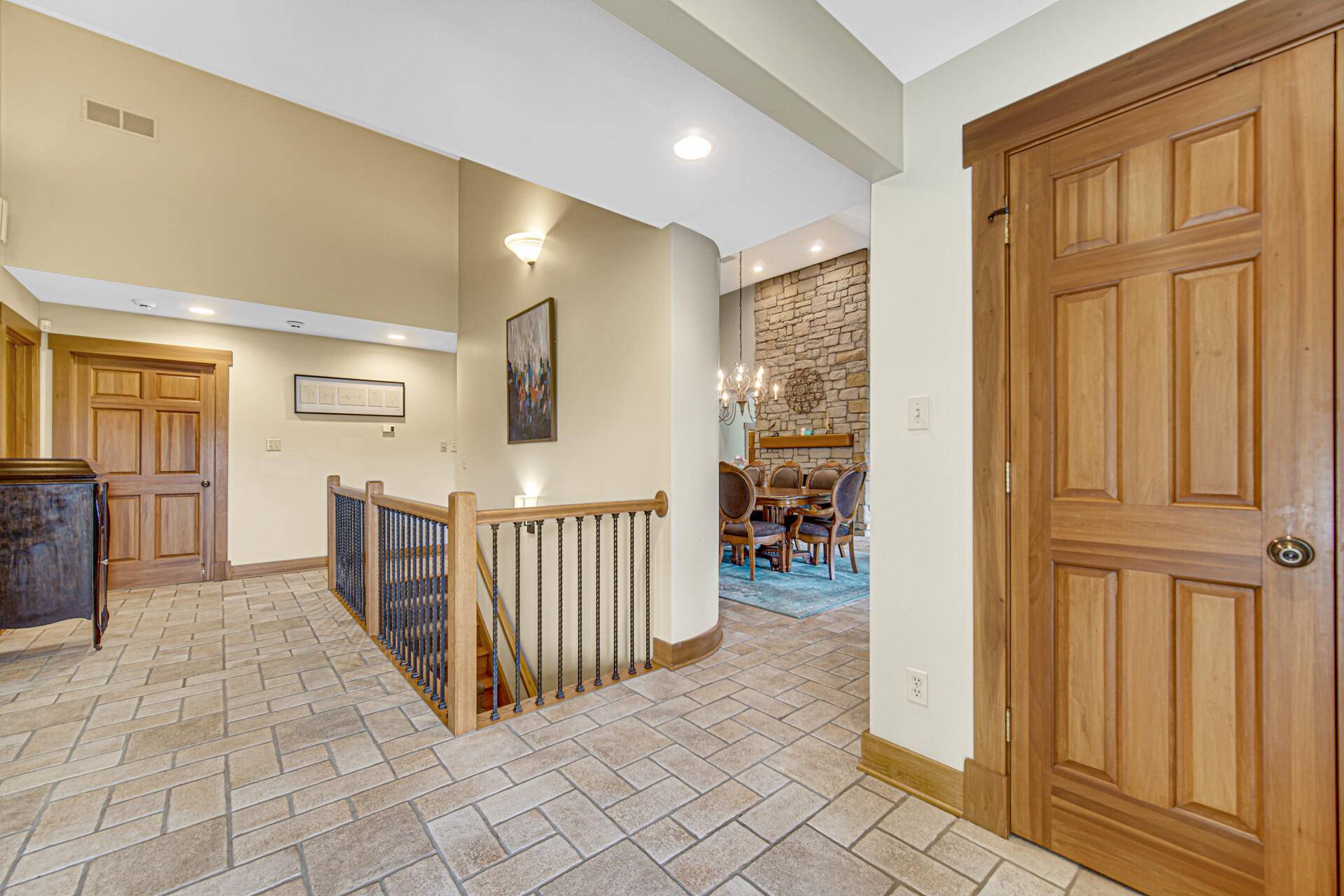 54 Braemar DR, Valparaiso, IN 46385