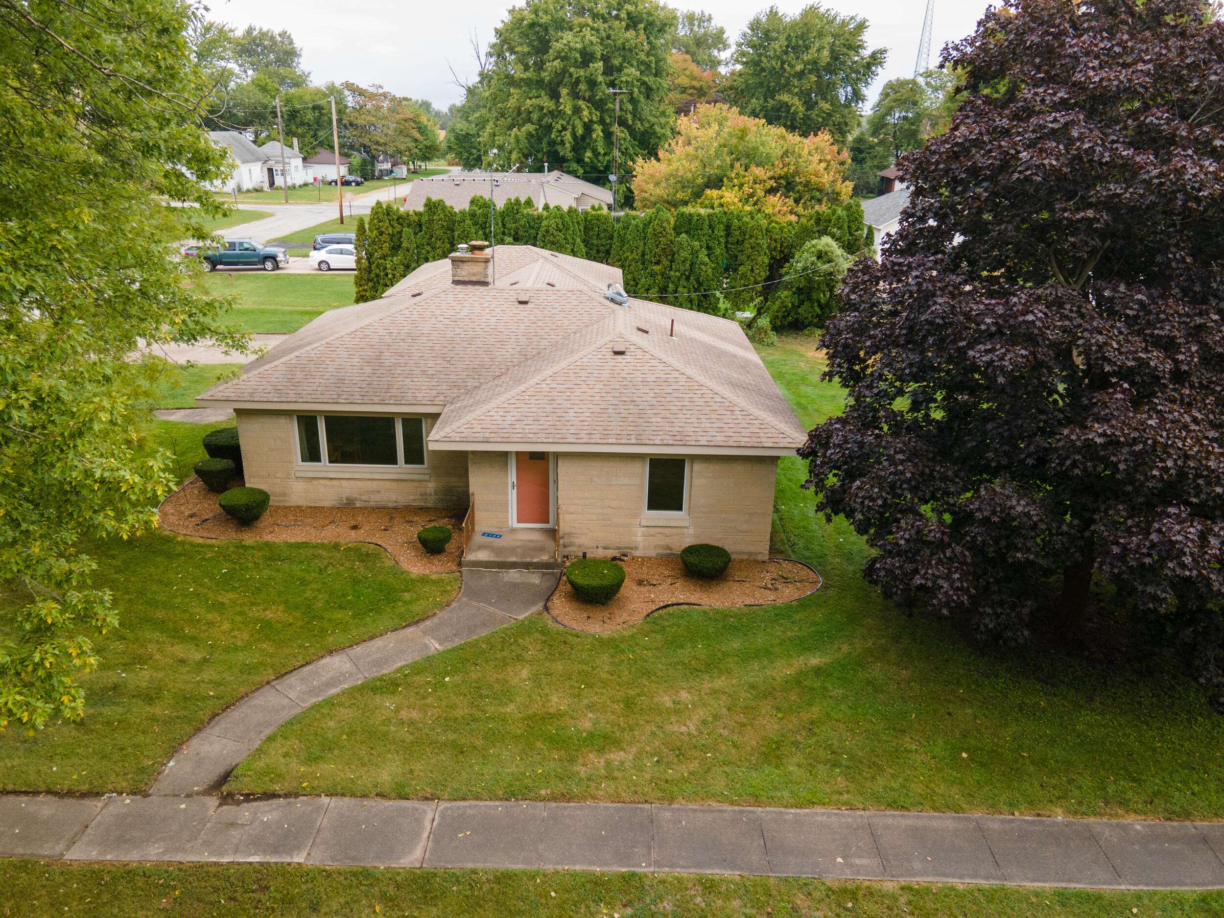601 E Main ST, La Crosse, IN 46348