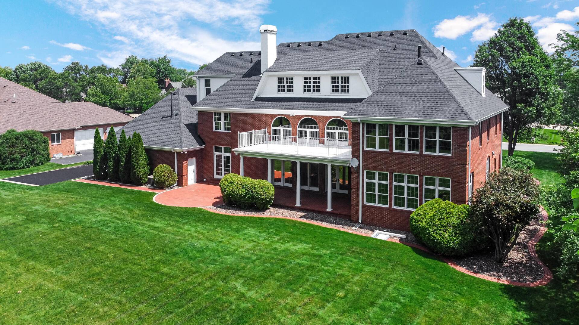 836 Killarney Drive, Dyer, IN 46311