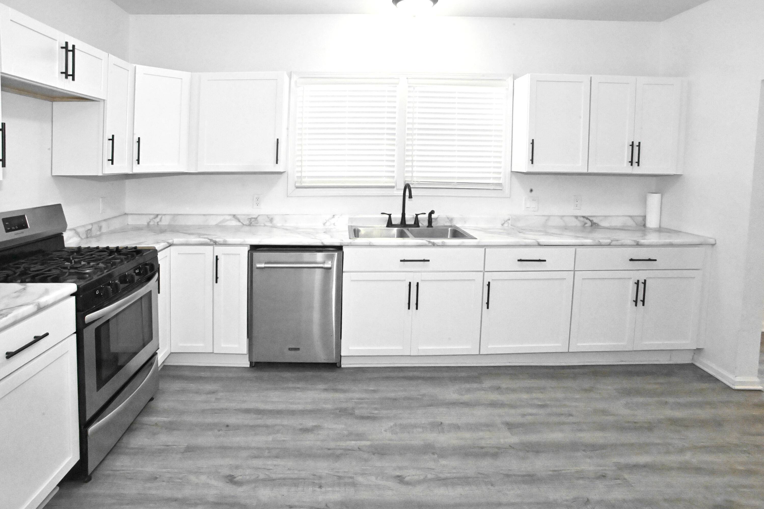 1717 Crocker Street, Chesterton, IN 46304