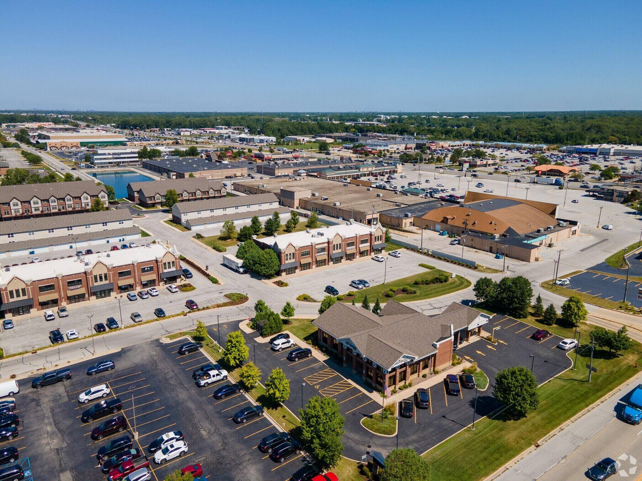 940 W Us-30, Schererville, IN 46375