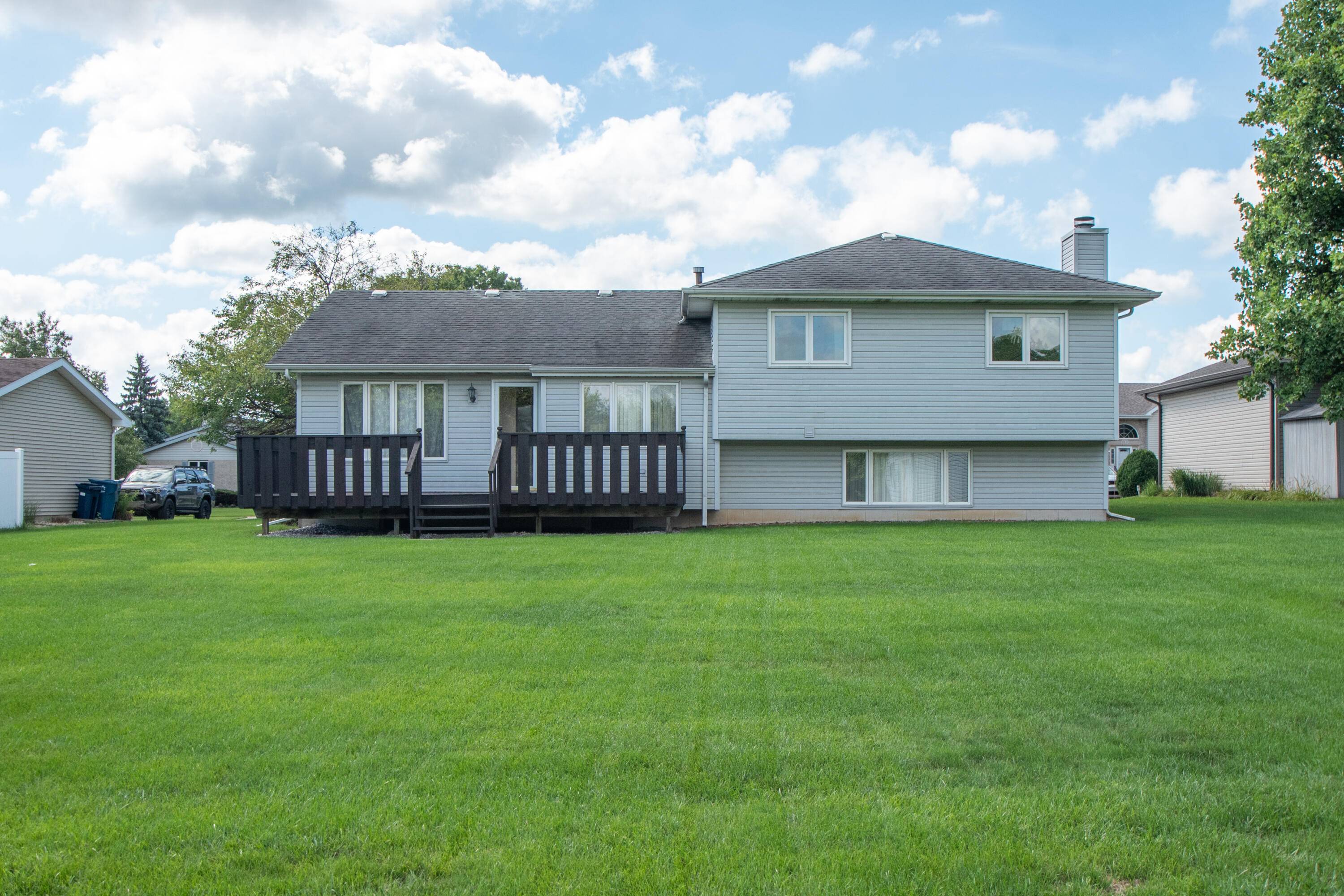 13100 Snowberry Lane, St. John, IN 46373