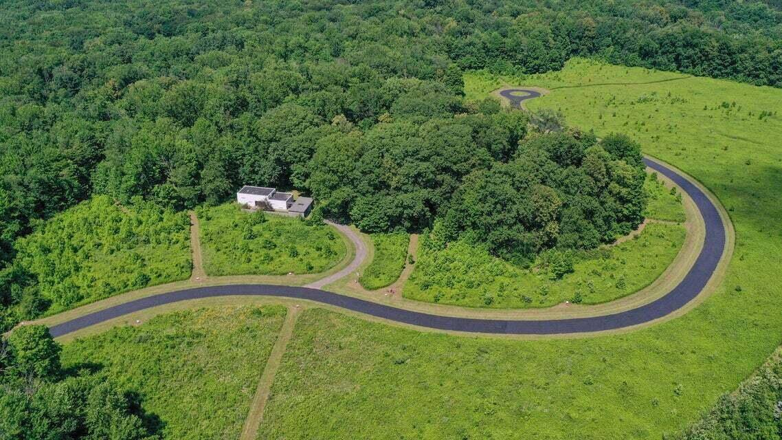 6854 N Nature Lane, La Porte, IN 46350
