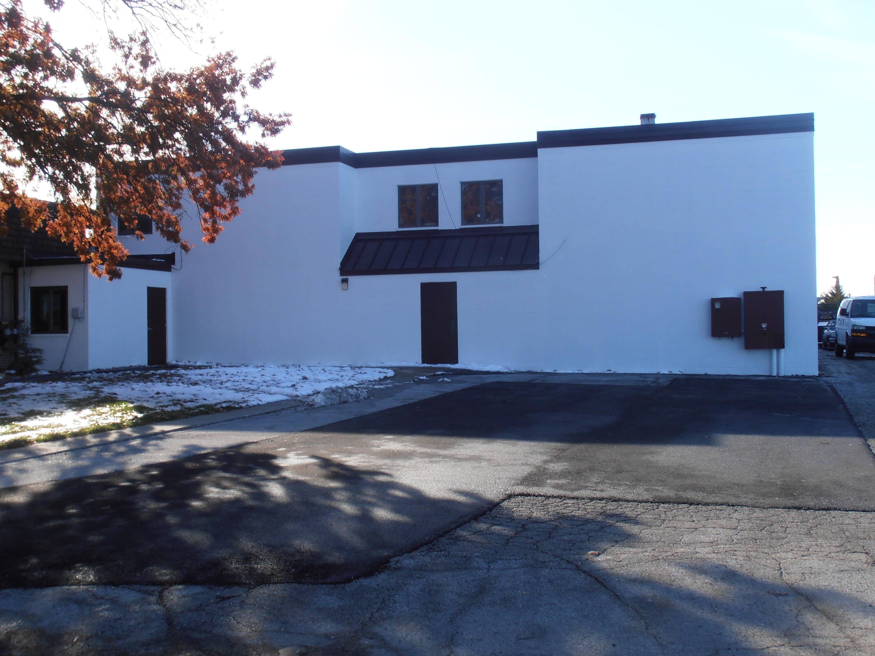 2550 Industrial Drive #1, Highland, IN 46322
