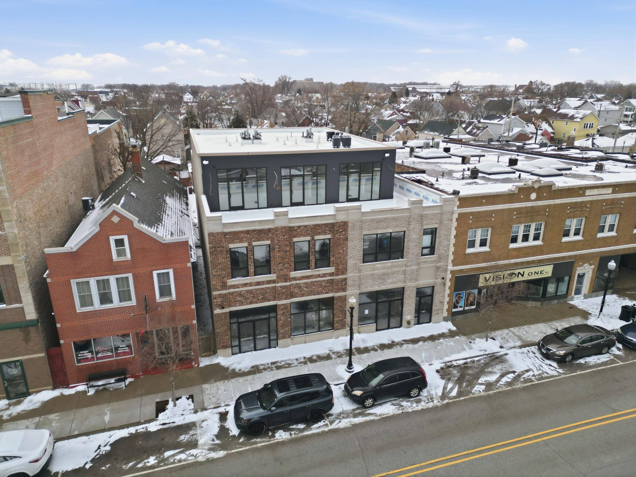 1540 119th ST #201, Whiting, IN 46394