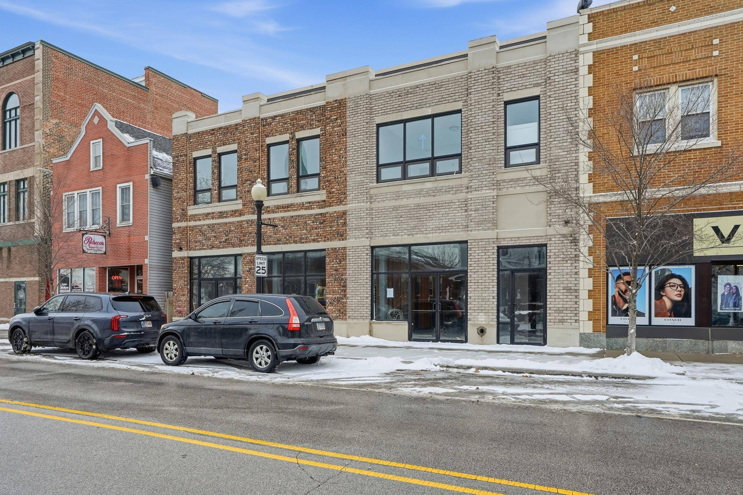1540 119th ST #201, Whiting, IN 46394