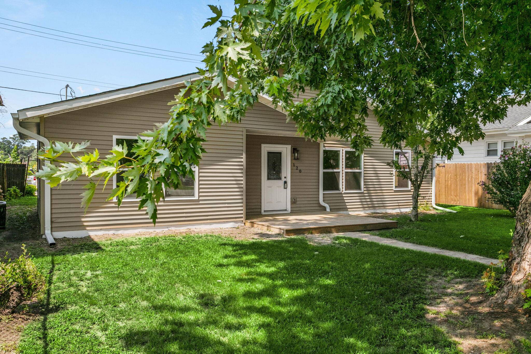 120 Grace ST, Michigan City, IN 46360
