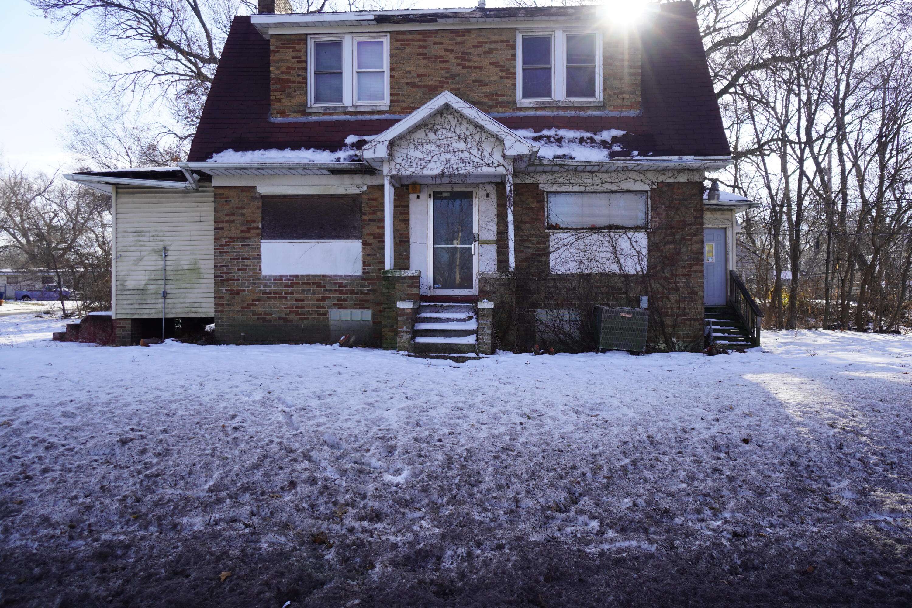 5425 Melton RD, Gary, IN 46403