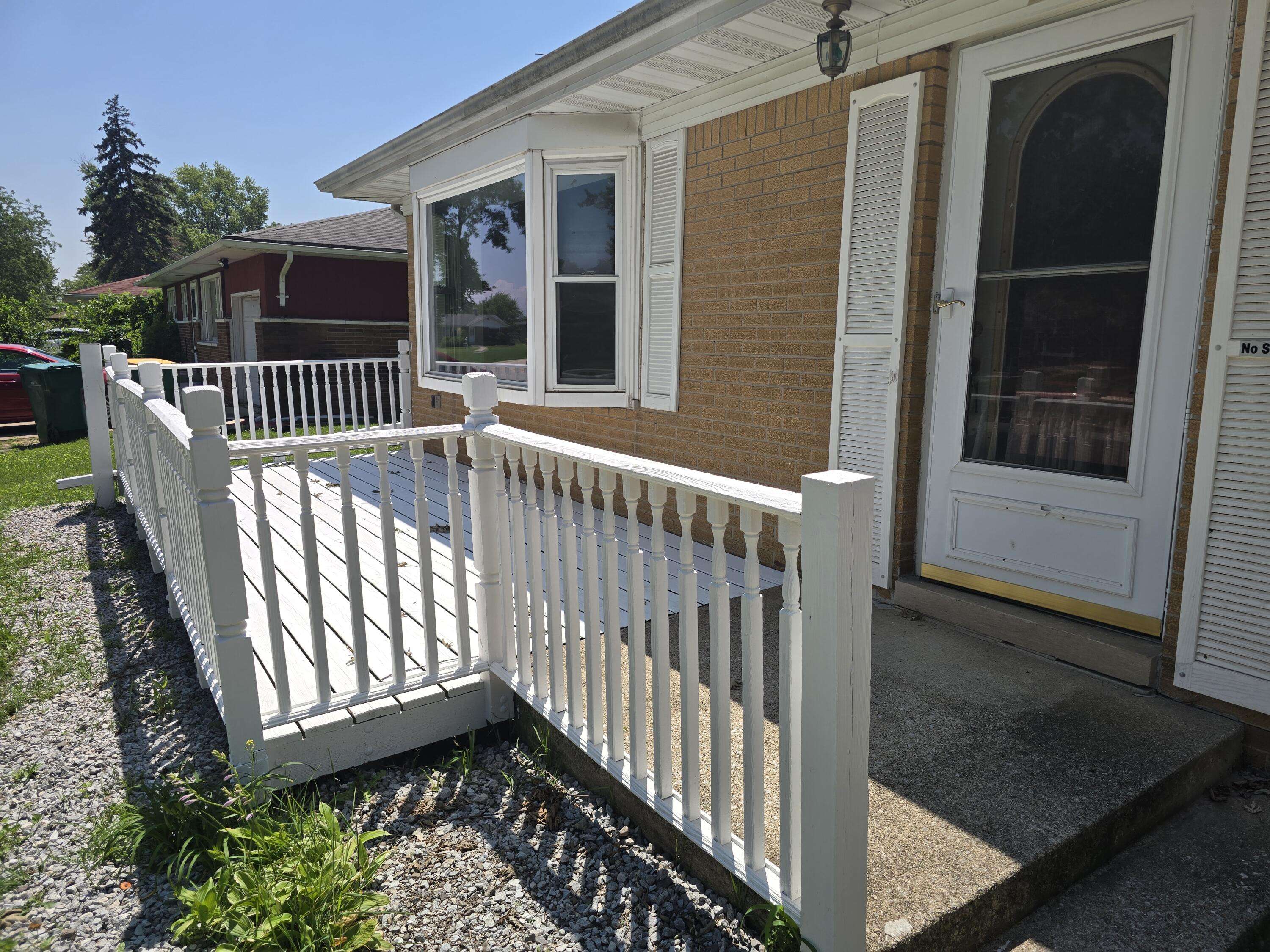 5768 Roosevelt PL, Merrillville, IN 46410