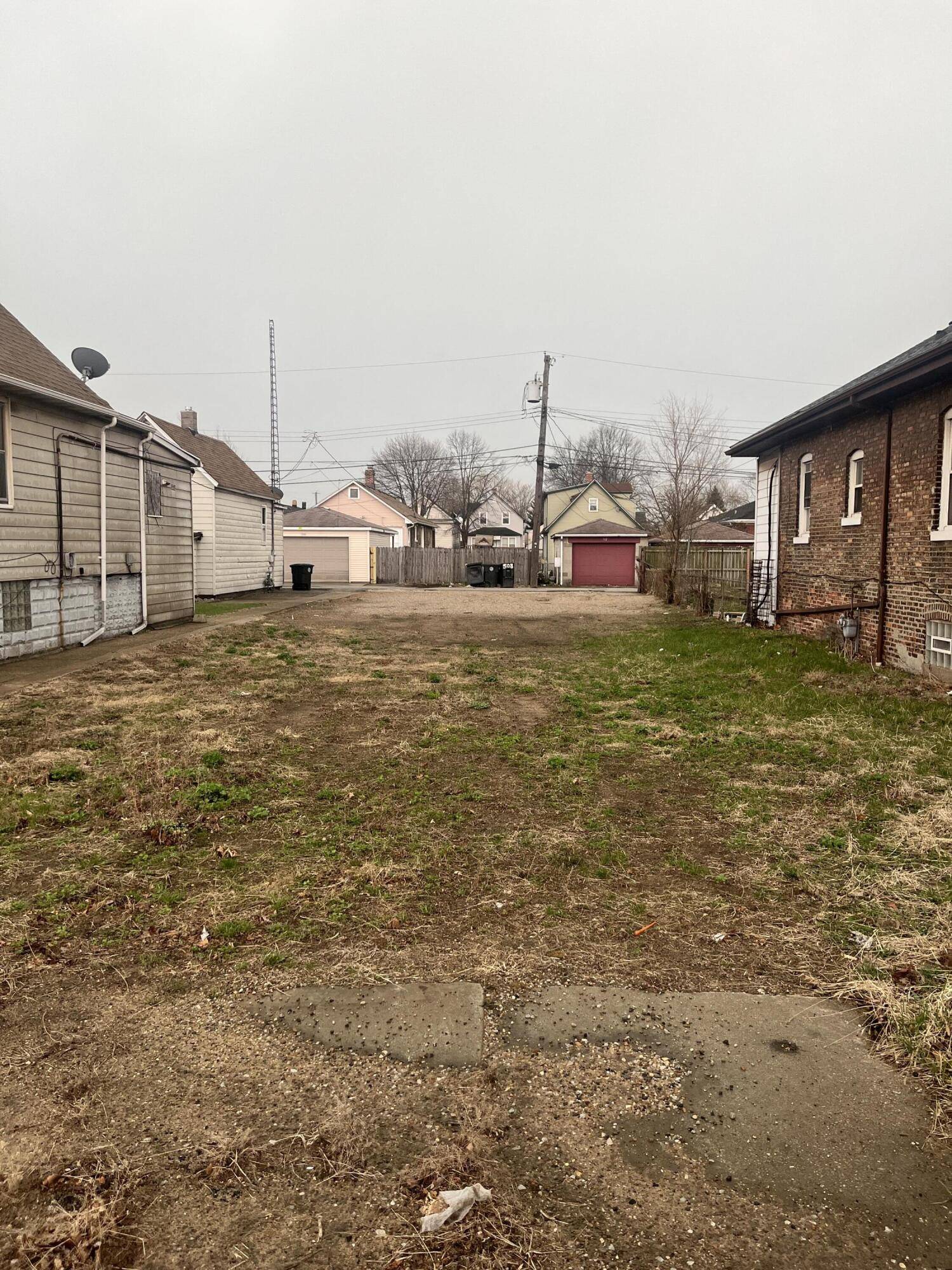 509 W Columbus DR, East Chicago, IN 46312