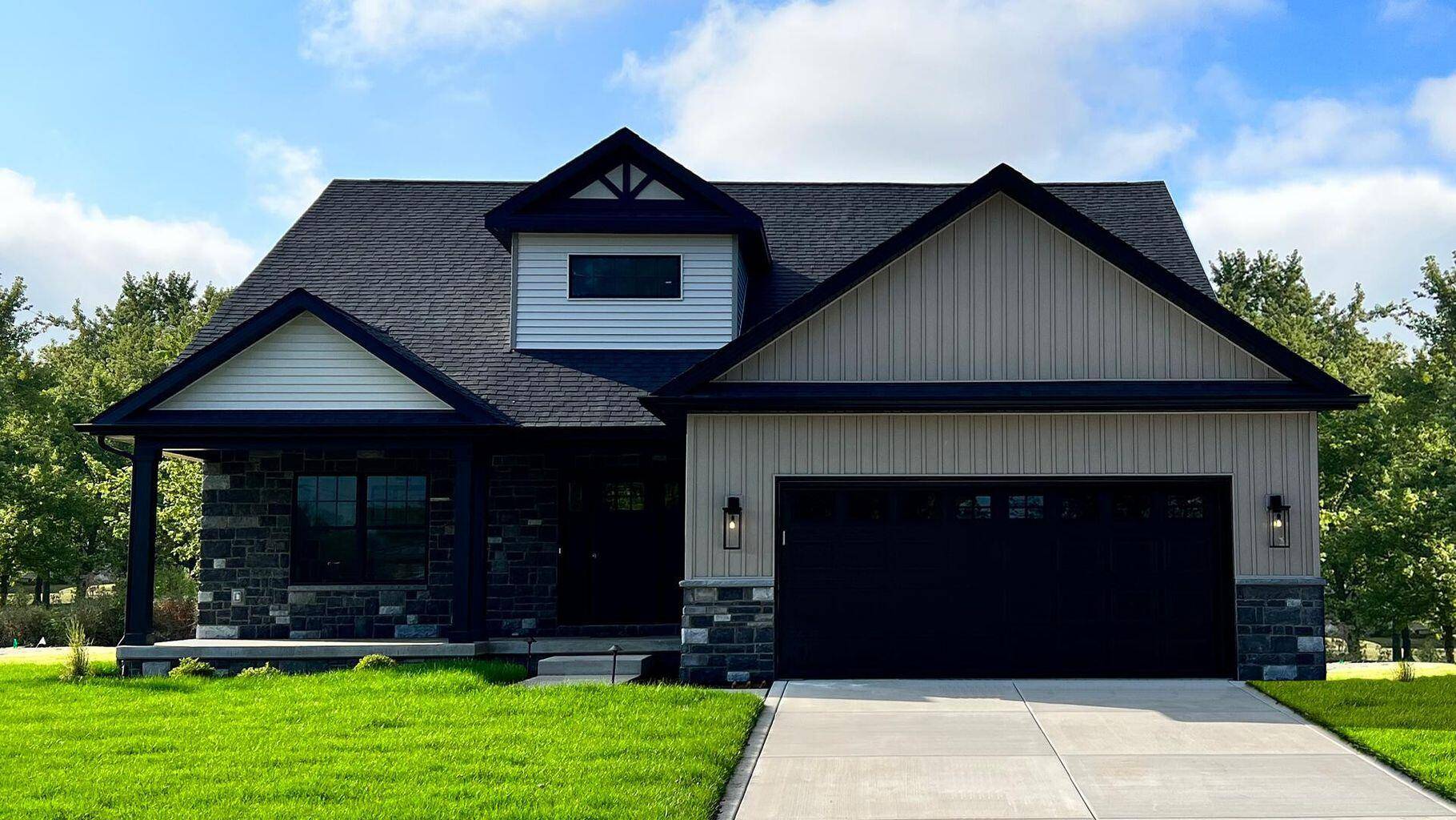 5012 Stephen LN, Lowell, IN 46356