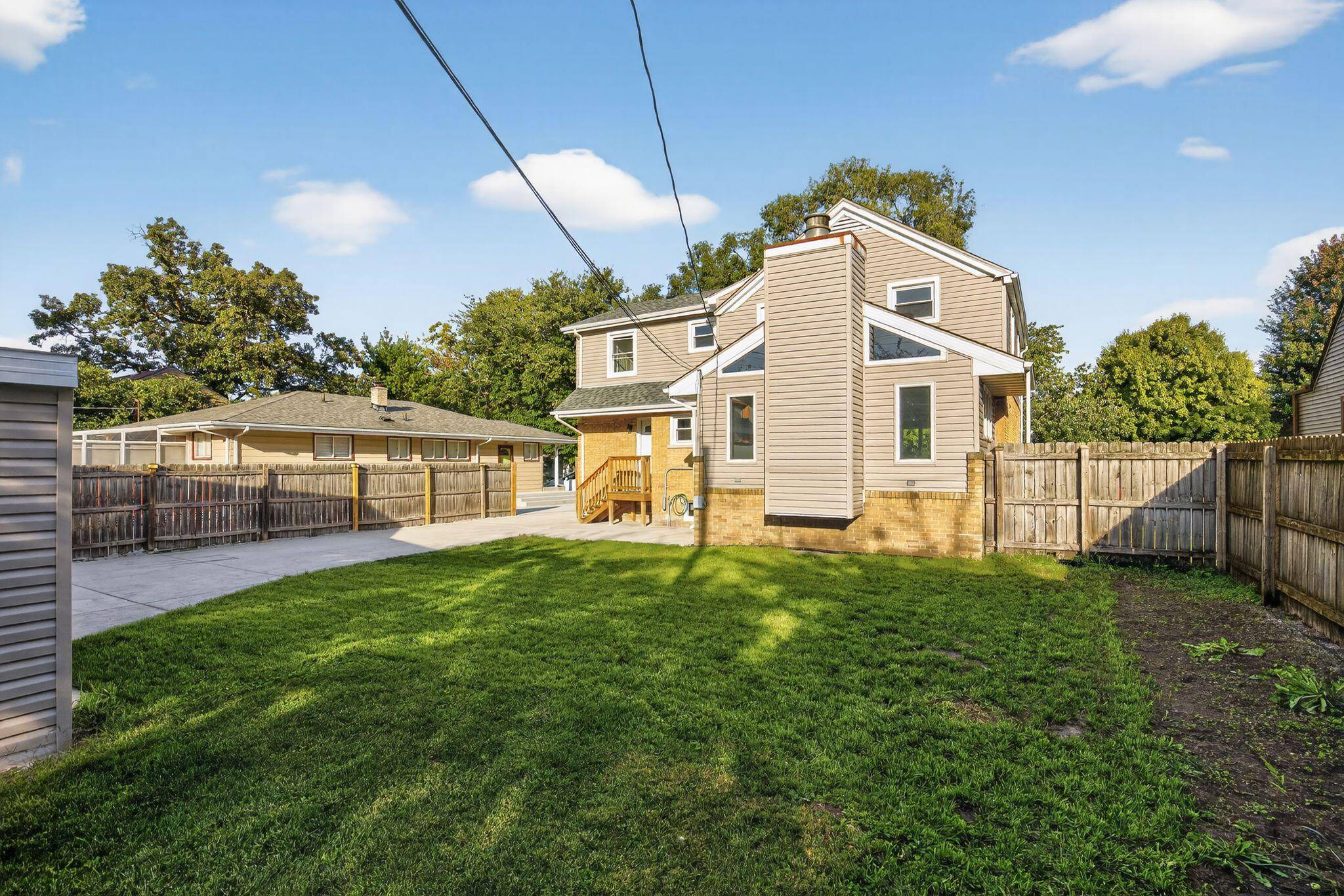 8318 Howard Avenue, Munster, IN 46321