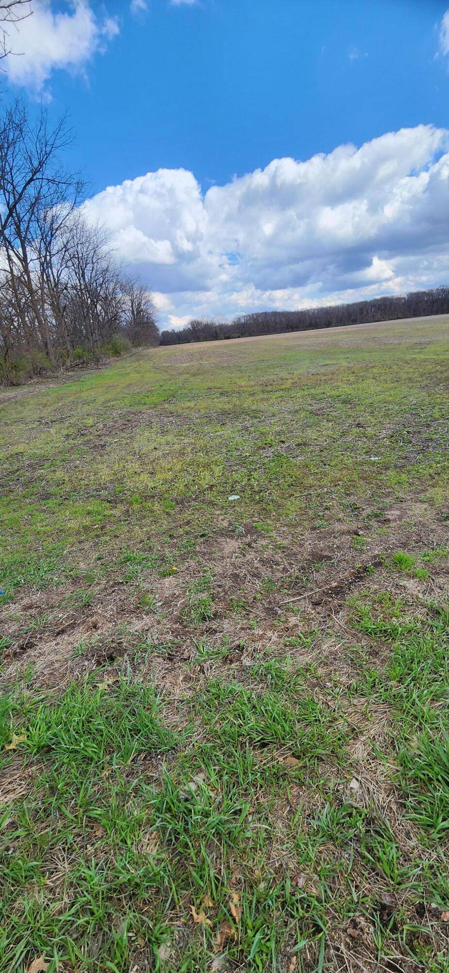 7640 S 1075, San Pierre, IN 46374