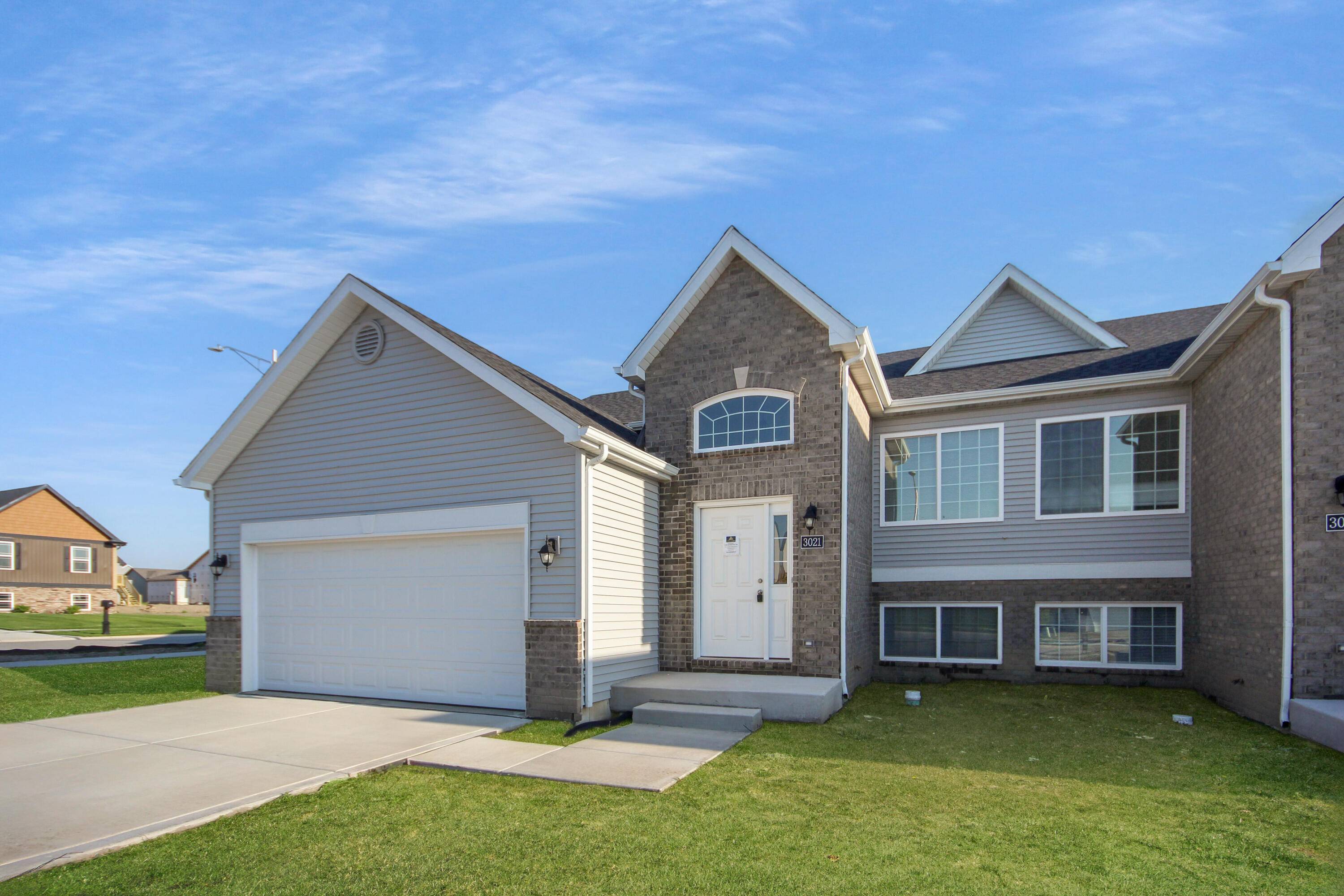 3021 W 82nd Place, Merrillville, IN 46410