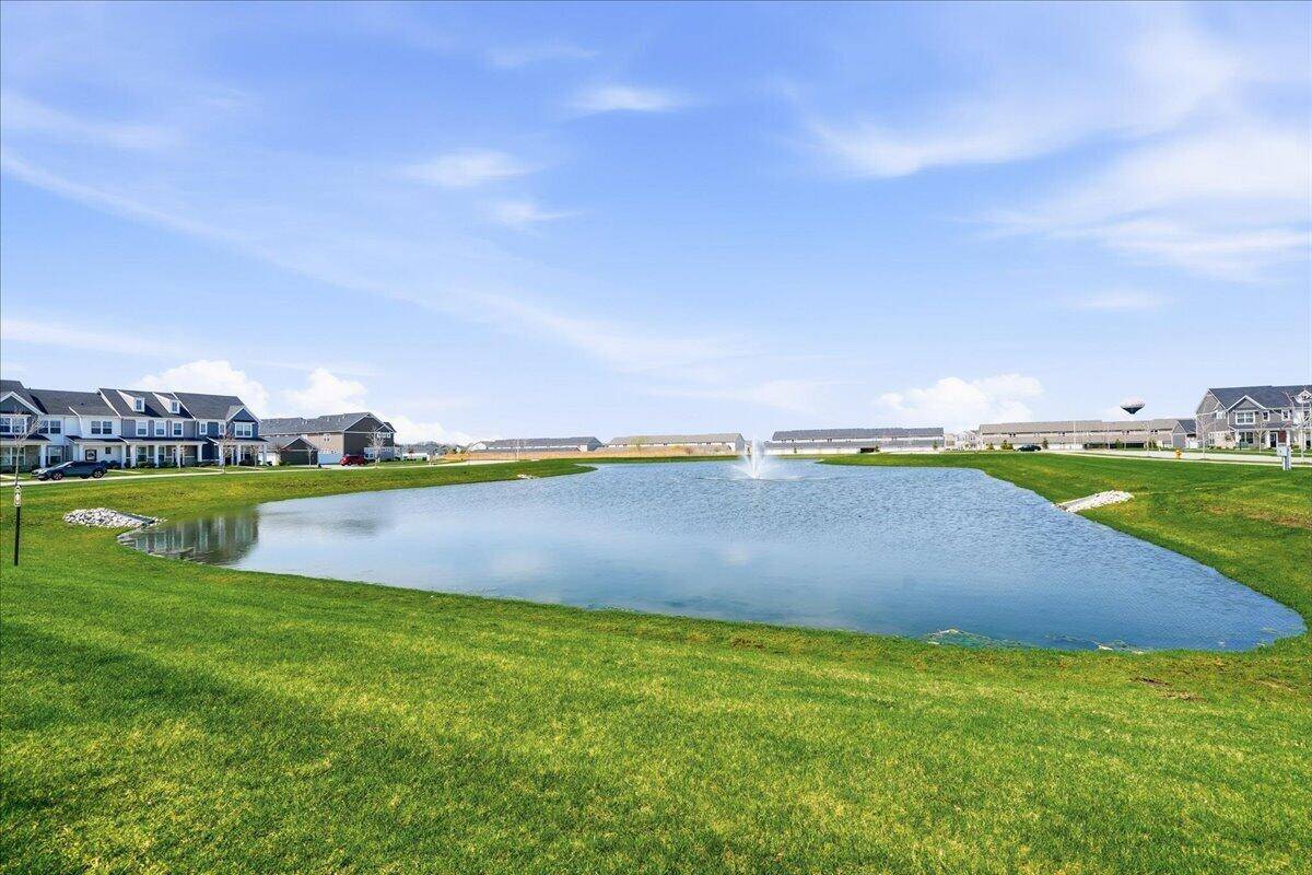 1043 E 117th Lane, Crown Point, IN 46307