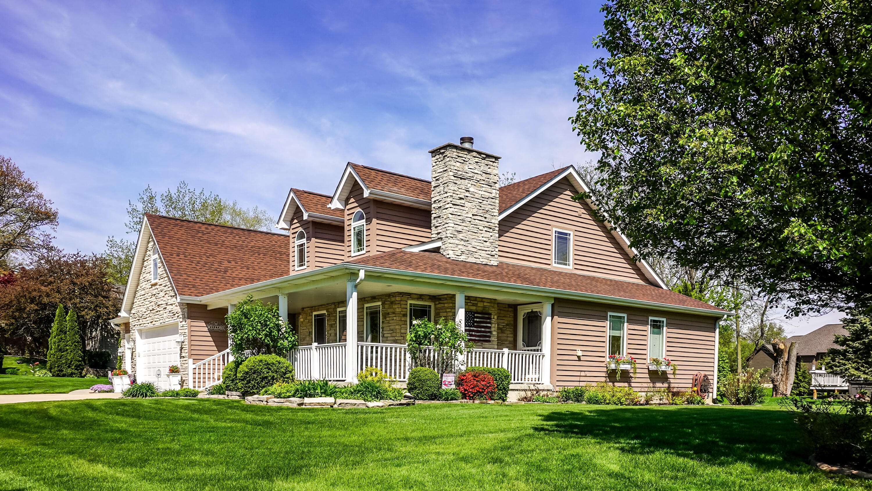 1270 E Greenview Place, Crown Point, IN 46307