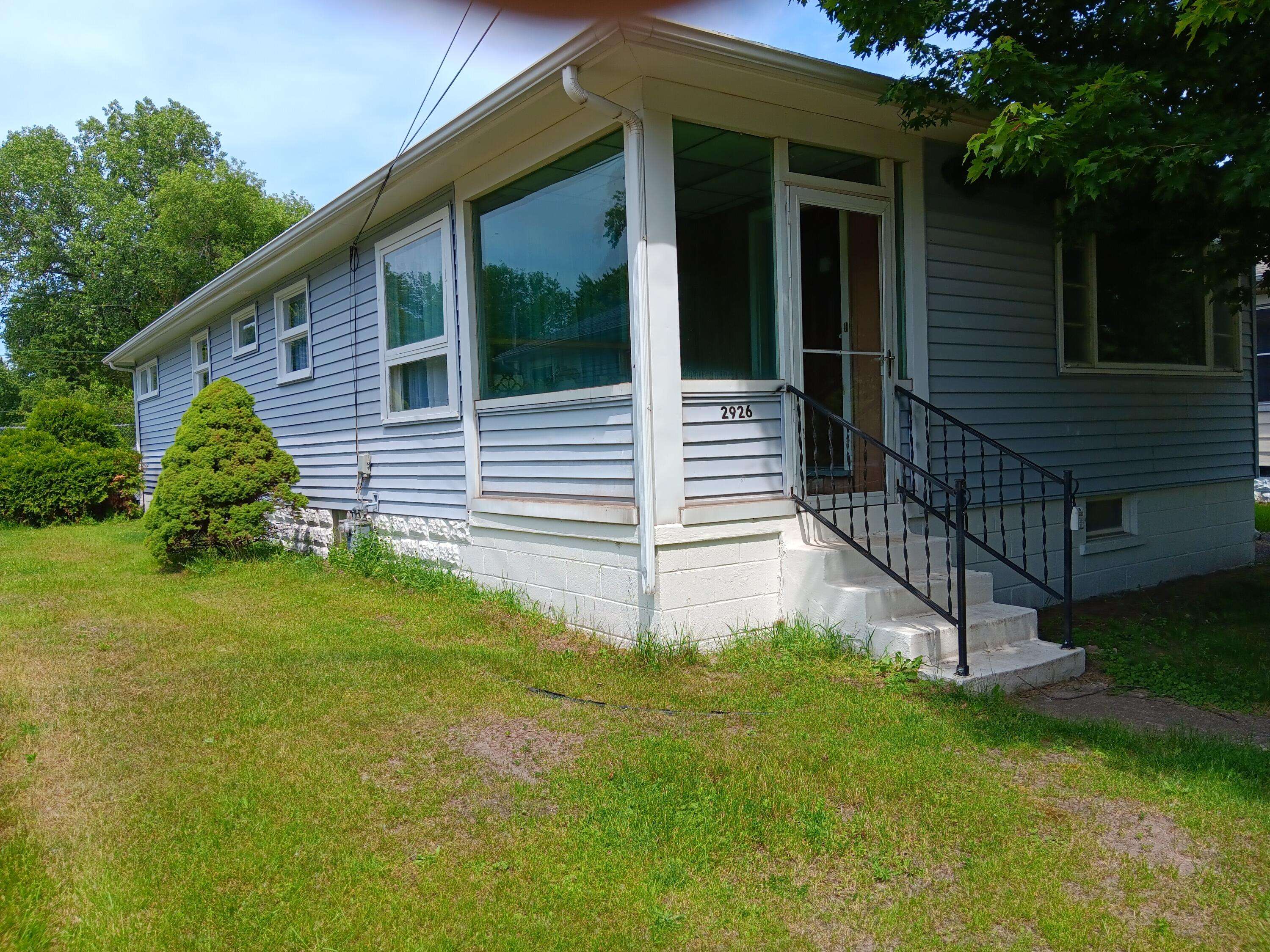2926 W Old Ridge Road, Hobart, IN 46342