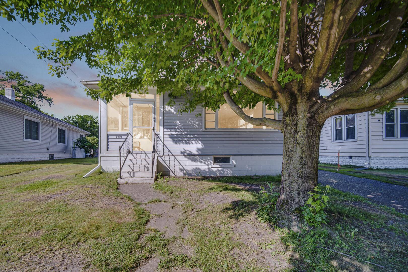 2926 W Old Ridge Road, Hobart, IN 46342