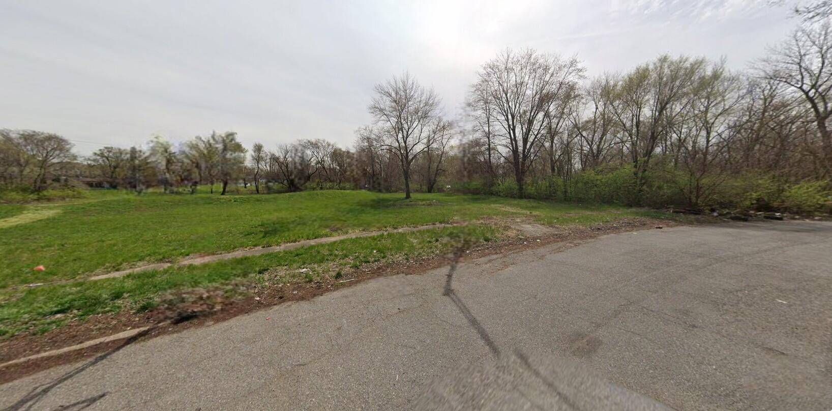 5245 E 11th Place, Gary, IN 46403