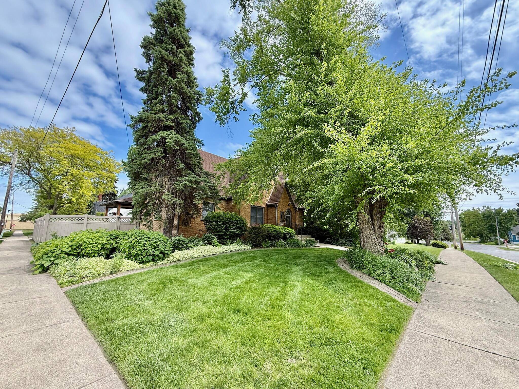 2205 Nondorf Street, Dyer, IN 46311