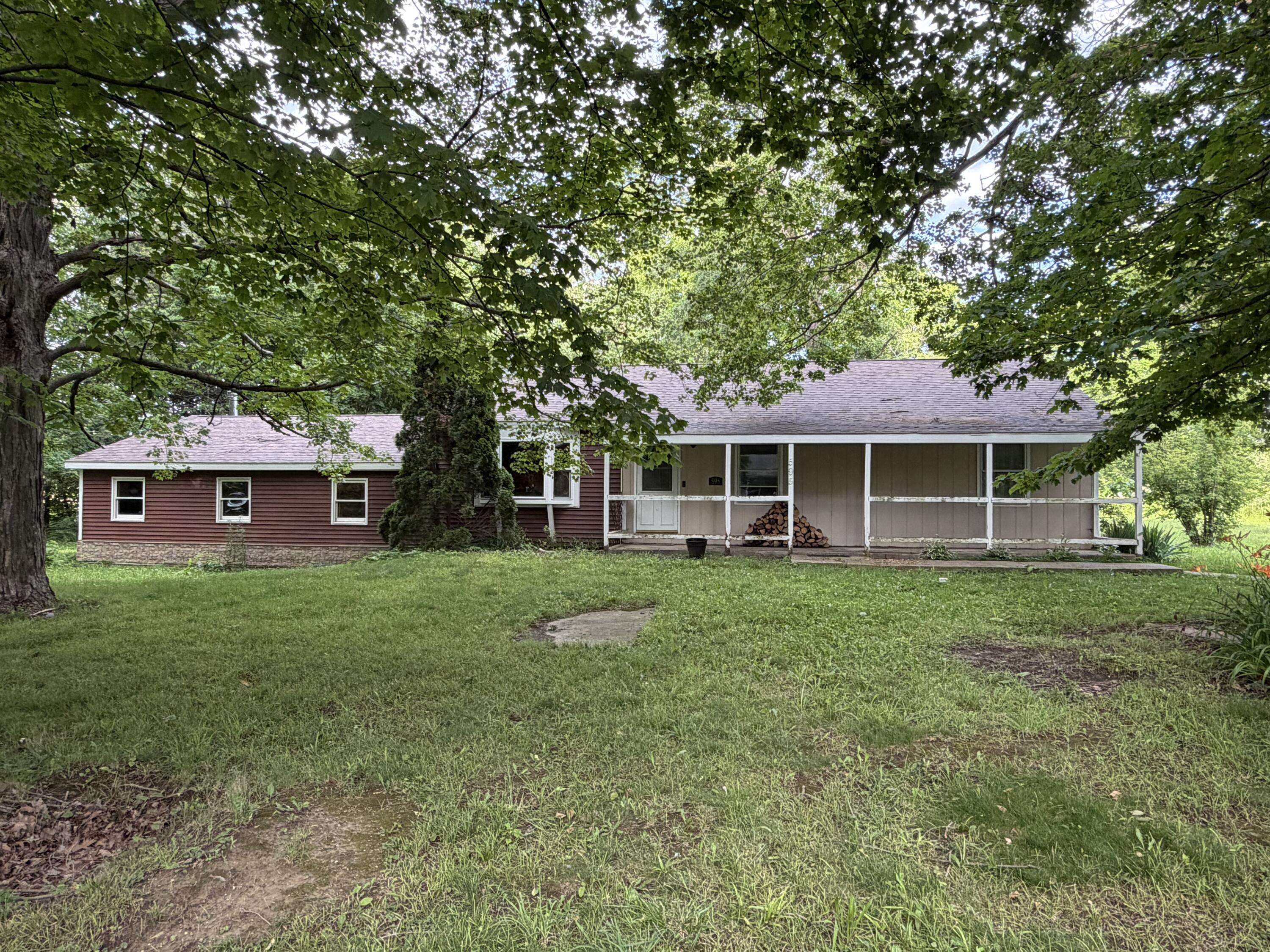 595 N 750, Hobart, IN 46342