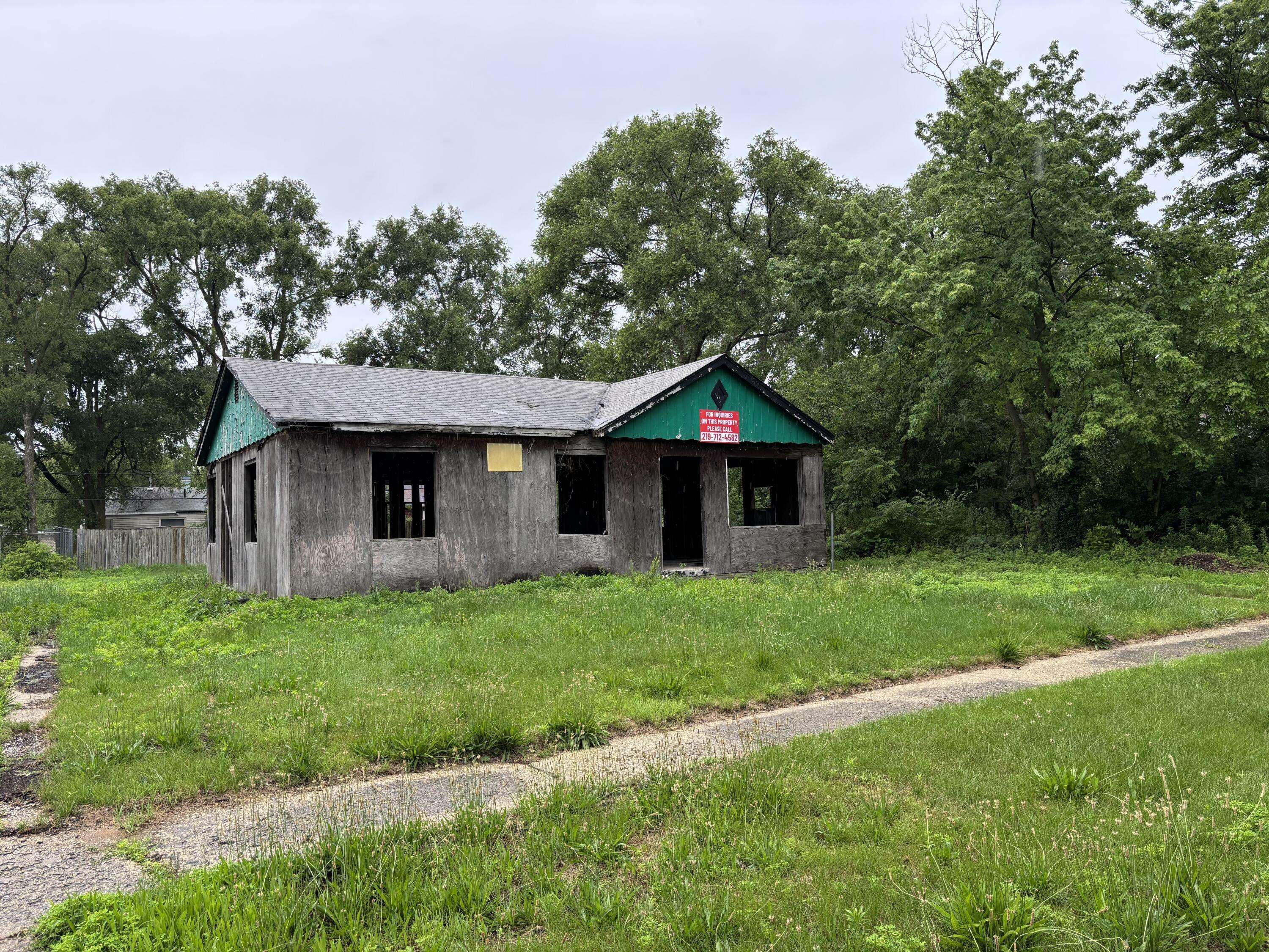 1164 Decatur Street, Gary, IN 46403