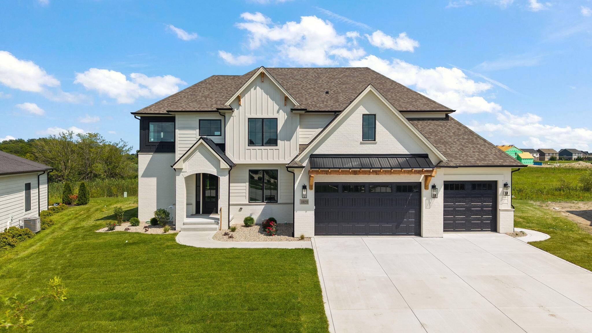 10059 Lilac Cove, St. John, IN 46373