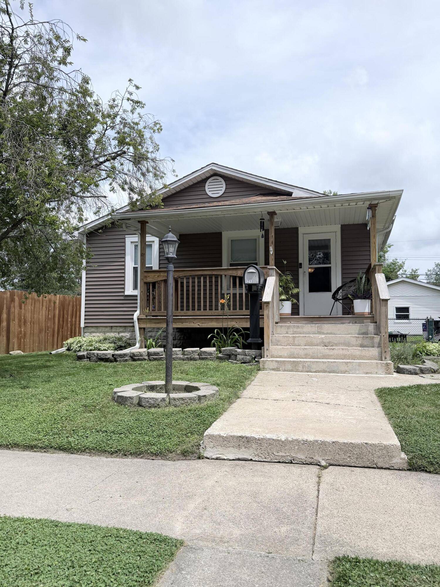 213 S Connecticut Street, Hobart, IN 46342